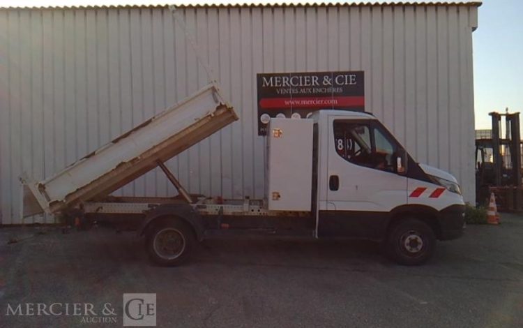 IVECO 35C13 BENNE SIMPLE CABINE COFFRE  DV-881-LQ