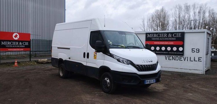 IVECO DAILY 50C18HA8 V12 FG – AN 2020 – 28120 KM BLANC FP-931-TF