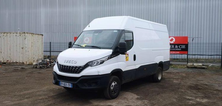 IVECO DAILY 50C18HA8 V12 FG – AN 2020 – 28120 KM BLANC FP-931-TF