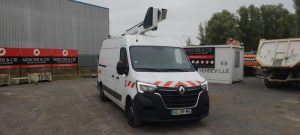 RENAULT MASTER NACELLE 12m – DIESEL – 22056 KMS – ANNEE 2021 BLANC GD-289-NH