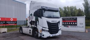 IVECO S-WAY  AS440S – DIESEL – 107693 KM – ANNEE 2022 BLANC GJ-432-XQ