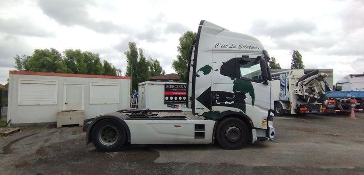 IVECO S-WAY  AS440S – DIESEL – 107693 KM – ANNEE 2022 BLANC GJ-432-XQ