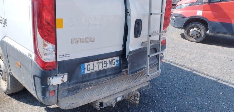 IVECO 35S18 – EN L’ETAT – IMMERGE BLANC GJ-779-WG