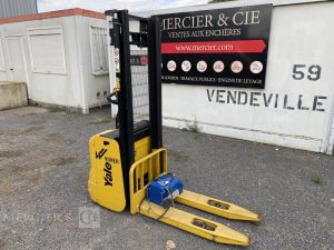 YALE GERBEUR ELECTRIQUE MS10AC CAPACITE 1T – HAUTEUR DE LEVAGE 3,20M JAUNE 1598H