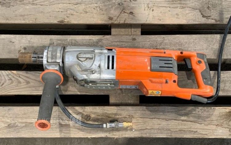 HUSQVARNA DM220  FOR010933