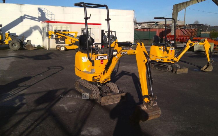 JCB 8008 CTS  866908