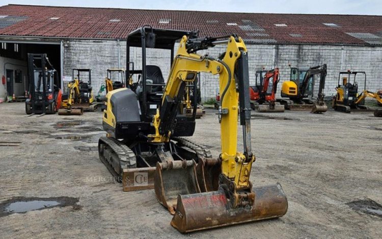 YANMAR SV26  SH2016866