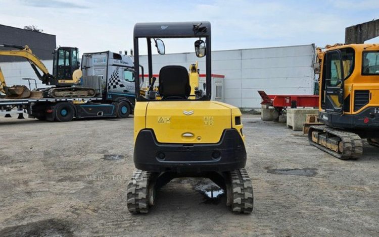 YANMAR SV26  SH2016866