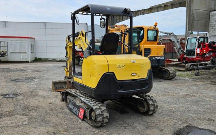 YANMAR SV26  SH2016866