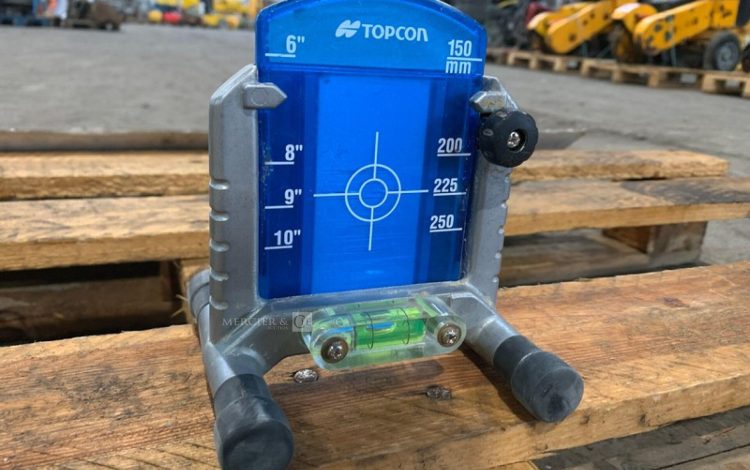 TOPCON TP-L4G  NIV748502