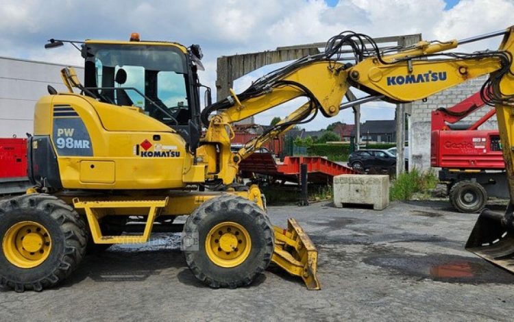 KOMATSU PW98MR-8  PEL010001