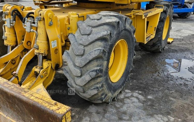 KOMATSU PW98MR-8  PEL010001