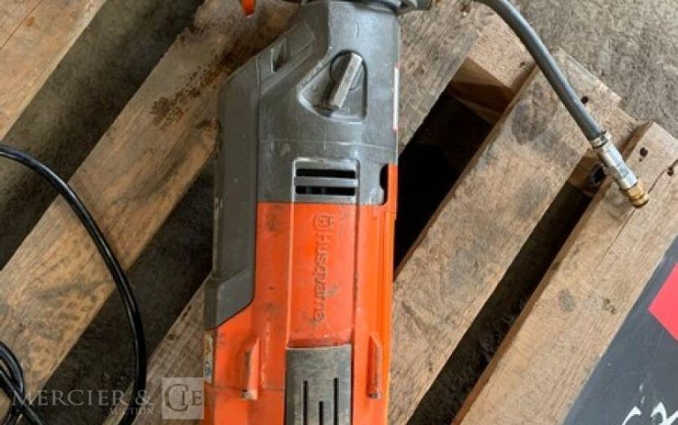 HUSQVARNA DM220  FOR010146