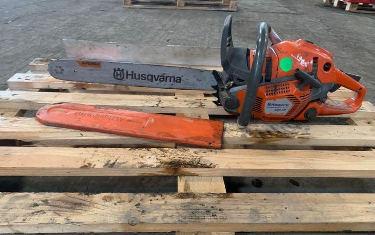 HUSQVARNA   16MAM82024