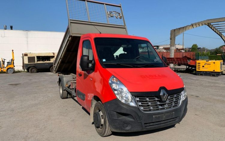 RENAULT MASTER / JPM ROUGE 11437