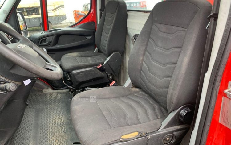 IVECO IVECO DAILY – MULTITEL MT202DS ROUGE 9268