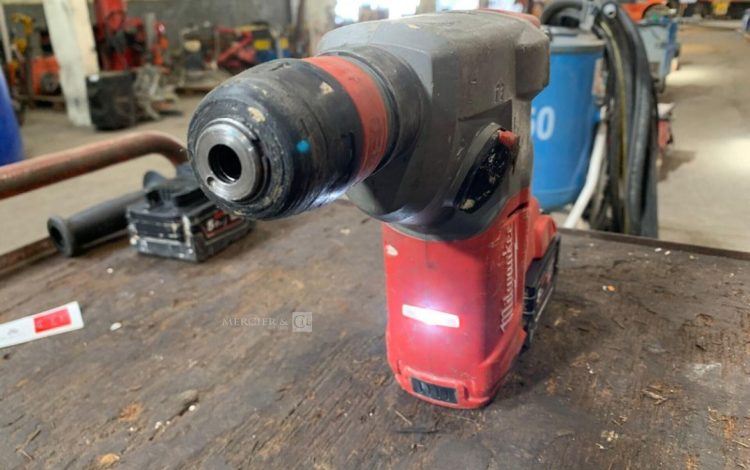 MILWAUKEE M18 CHX  PER010427