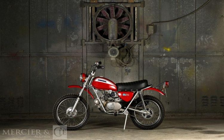 HONDA SL 70 rouge – hors collec 70CM3 – AN1971  192H