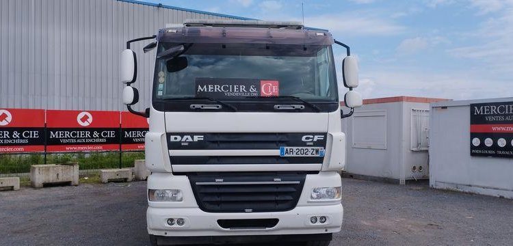 DAF DAF CF 85 + ASPIRATEUR MTS – DIESEL – 265291 KMS – ANNEE 2010 BLANC AR-202-ZW