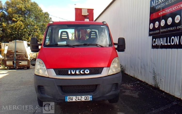 IVECO 35S11 AVEC NACELLE MULTITEL MX170 16M  BV-242-QD