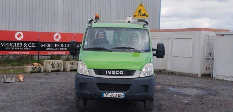 IVECO 35S11 AVEC NACELLE MULTITEL MX170 16M  BY-463-GS