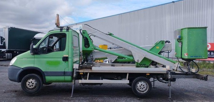 IVECO 35S11 AVEC NACELLE MULTITEL MX170 16M  BY-463-GS