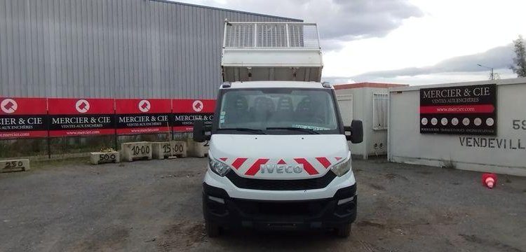 IVECO 35C13 BENNE DOUBLE CABINE – 158196 KMS  – ANNEE 2015 BLANC DS-430-CE