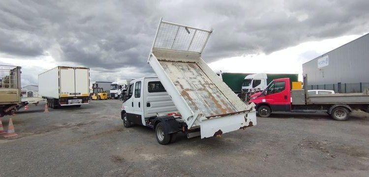 IVECO 35C13 BENNE DOUBLE CABINE – 158196 KMS  – ANNEE 2015 BLANC DS-430-CE