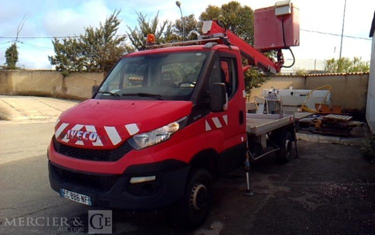 IVECO 35S11 AVEC NACELLE GSR 169TR 16M  EC-886-NF