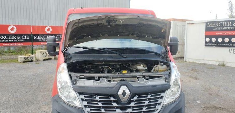 RENAULT MASTER DCI135 BENNE AVEC COFFRE ACIER DIESEL – 114131 KMS – ANNEE 2016 ROUGE ED-875-YR