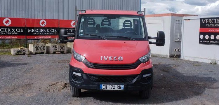 IVECO 72C15 BENNE 6/8,9T – DIESEL – 59740 KMS – ANNEE 2016  EH-172-RB