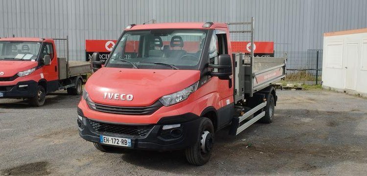 IVECO 72C15 BENNE 6/8,9T – DIESEL – 59740 KMS – ANNEE 2016  EH-172-RB