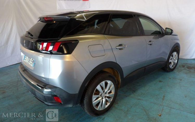 PEUGEOT 3008 1.6 BlueHDi S&S 120 cv GRIS ES-709-EM