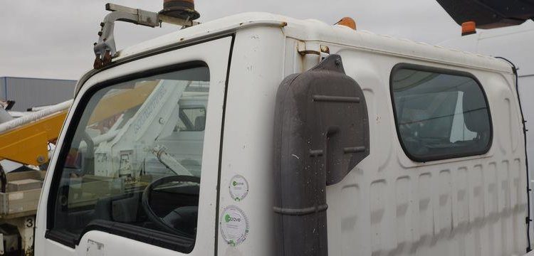 NISSAN CABSTAR AVEC NACELLE MULTITEL 16M – DIESEL – 82898 KMS – ANNEE 2006 BLANC 27CJF59