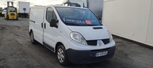 RENAULT TRAFIC FOURGON 2,0 DCI – DIESEL – 288585 KMS – ANNEE 2010 BLANC BC-459-GB