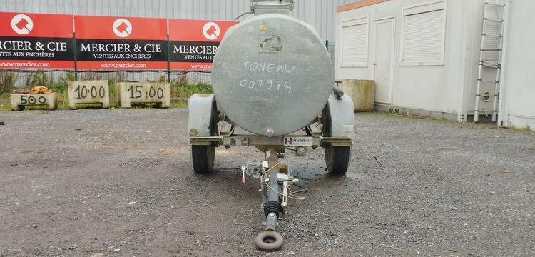 HUBIERE TONNE A EAU  BC-980-ZN