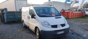 RENAULT TRAFIC FOURGON 2,0 DCI – DIESEL – 243266 KMS – ANNEE 2011 BLANC BK-171-LR