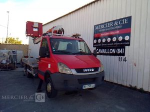 IVECO 35S11 AVEC NACELLE MULTITEL 160ALU 16M  BY-730-GS