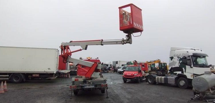 IVECO 35S11 AVEC NACELLE MULTITEL MX170 16M  BZ-226-KP