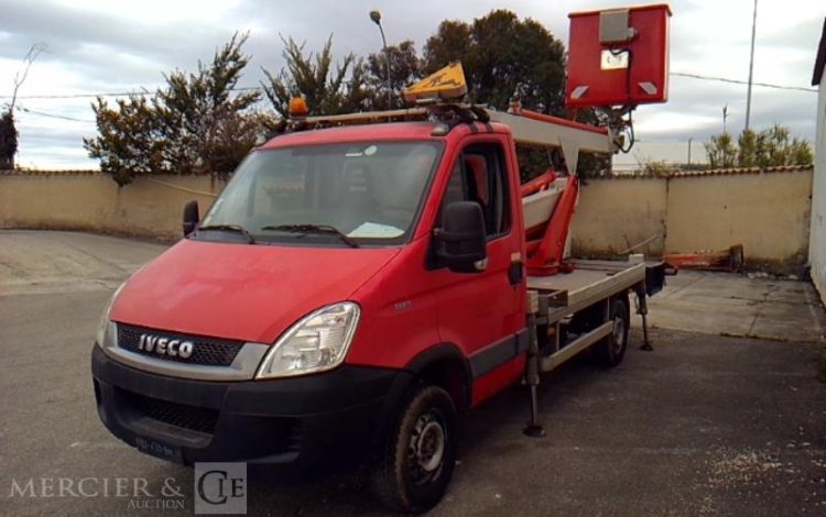 IVECO 35S11 AVEC NACELLE MULTITEL MX170 16M  BZ-630-BM