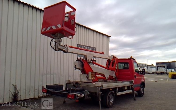 IVECO 35S11 AVEC NACELLE MULTITEL MX170 16M  BZ-630-BM