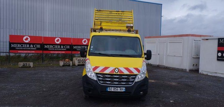 RENAULT MASTER BENNE 2,3 DCI – 125 CH AVEC COFFRE ACIER – DIESEL – 313314 KMS – AN 2012 JAUNE BZ-854-XH