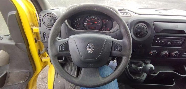 RENAULT MASTER BENNE 2,3 DCI – 125 CH AVEC COFFRE ACIER – DIESEL – 313314 KMS – AN 2012 JAUNE BZ-854-XH