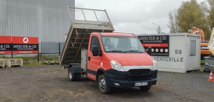 IVECO 35C13 BENNE SIMPLE CABINE COFFRE  CA-733-JY