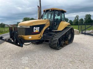 CATERPILLAR TRACTEUR SUR CHENILLES DIESEL – 10700 HEURES – SUR DESIGNATION  CAT55