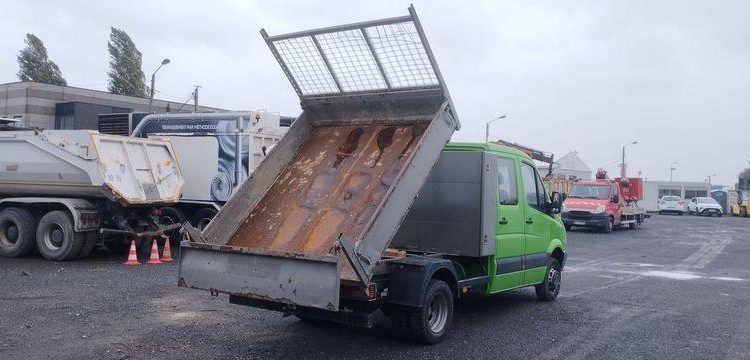 MERCEDES SPRINTER BENNE DOUBLE CABINE VERT CC-568-EP