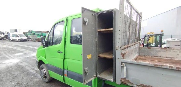 MERCEDES SPRINTER BENNE DOUBLE CABINE VERT CC-568-EP