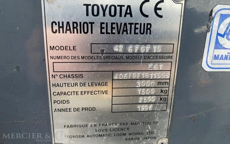 CHARIOT ELEVATEUR GAZ  CE004