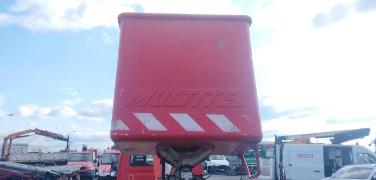 IVECO 35S11 AVEC NACELLE MULTITEL 160ALU 16M ROUGE CR-139-RT