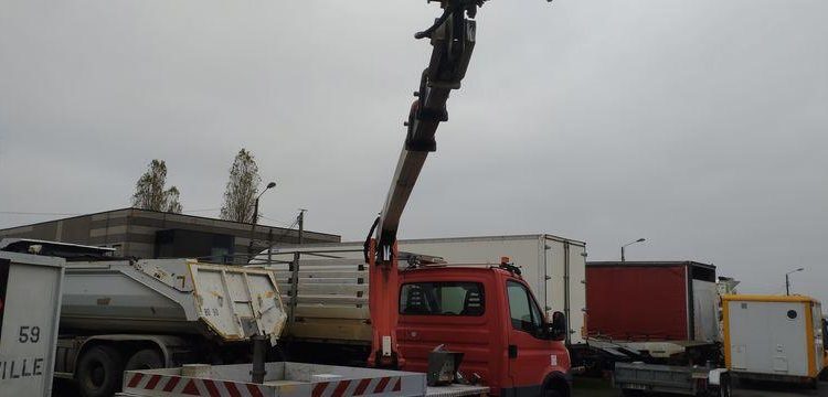 IVECO 35S11  AVEC NACELLE 16 M  CT-669-BC